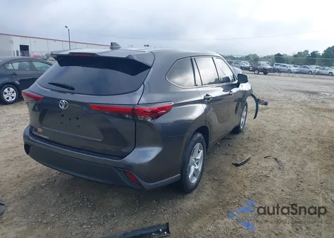 2021 Toyota Highlander L z USA, uszkodzony, nr VIN 5TDCZRAH4MS052178